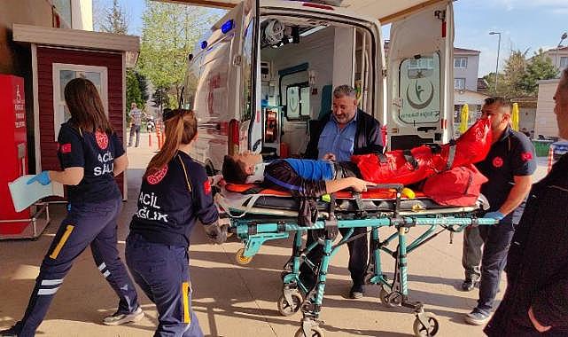 Bursa'da motosiklet kazası! 2'si çocuk 3 yaralı...