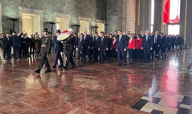 Devlet erkanı Anıtkabir’de