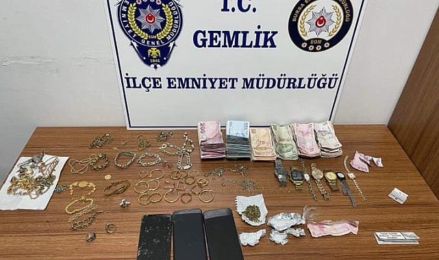 Gemlik'te uyuşturucu madde kullanımı ve satışı yapan 64 kişi yakalandı