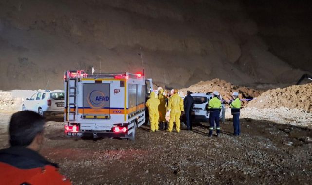 İliç'ten acı haber: toprak altında kalan bir işçinin cansız bedenine ulaşıldı