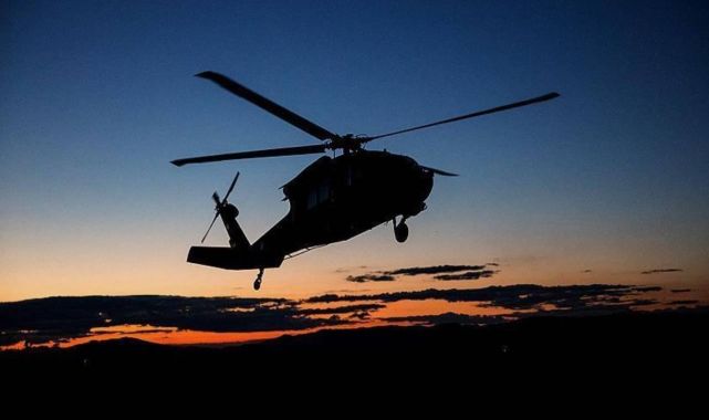 Japonya'da 2 askeri helikopter düştü