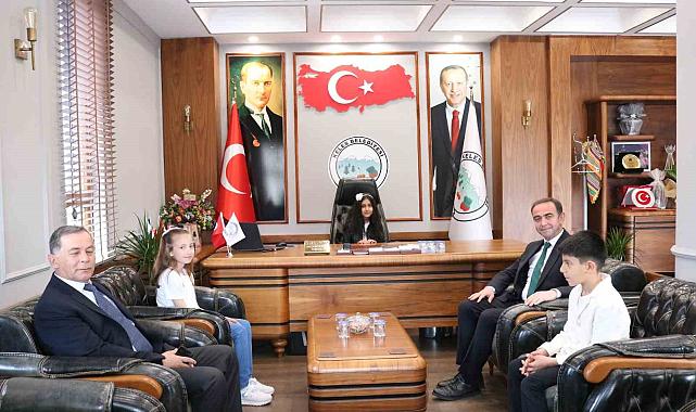Keles Belediye Başkanı Ali Doğru 23 gün sonra koltuğu devretti