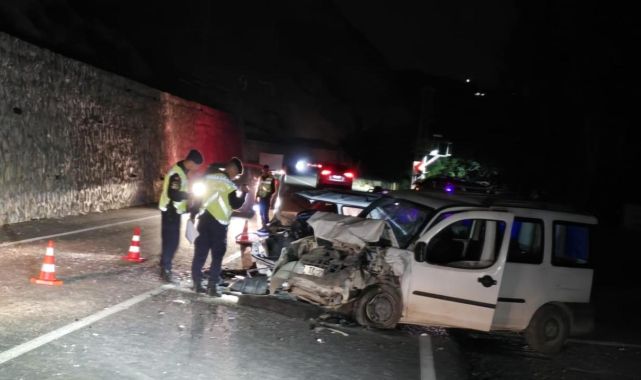 Şanlıurfa'da iki araç çarpıştı: 1 ölü
