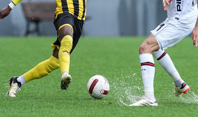 Süper Lig'den düşen ilk takım belli oldu