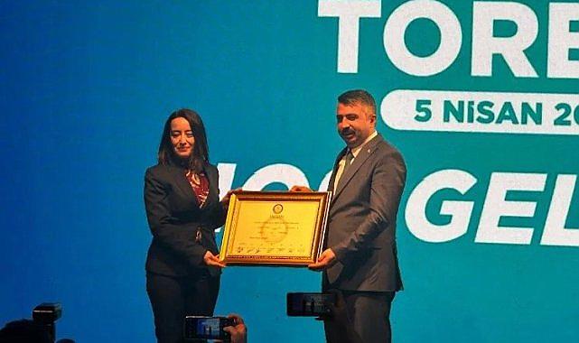 Yıldırım'da Oktay Yılmaz yeni dönem mazbatasını aldı: