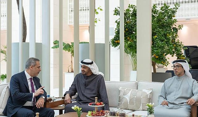Bakan Fidan BAE Devlet Başkanı Al Nahyan ile bir araya geldi