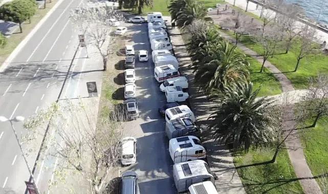 Boğaz'daki 'Tekerlekli Yalılar' tartışma yarattı: Sarıyer'dekiler kaldırıldı