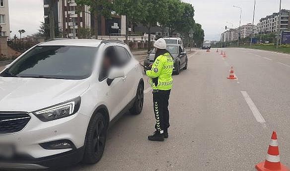 Bursa'da sürücülere ceza yağdı.
