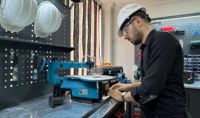 Genç mühendisler, devlet desteğiyle kurdukları merkezde dron üretiyor