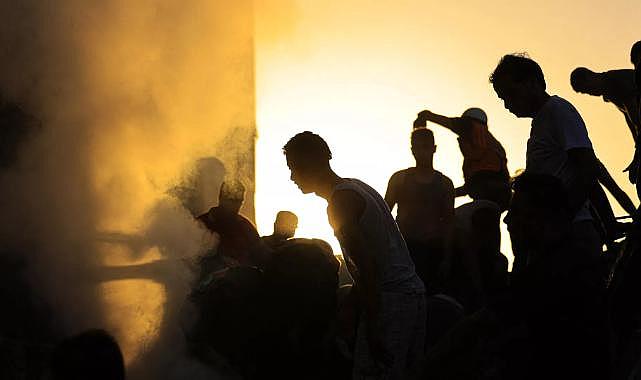 İsrail Refah'ı vurdu: Aralarında çocukların da bulunduğu çok sayıda kişi hayatını kaybetti