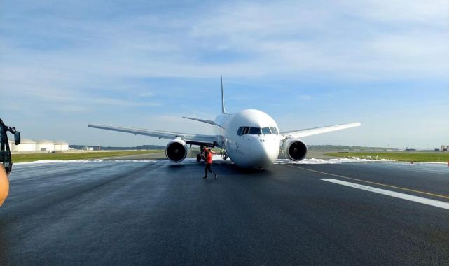 İstanbul Havalimanı'ndaki kapalı pist uçuşlara açıldı