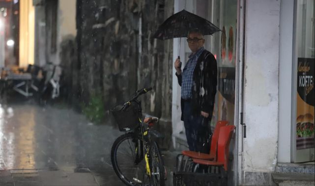 Kars ve Erzurum'da sağanak ve dolu etkili oldu