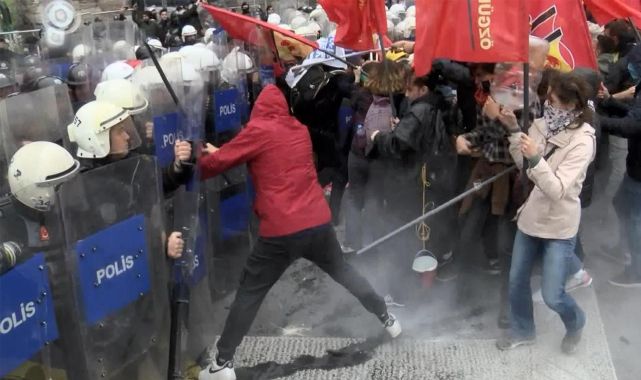Saraçhane'de polise saldıran 29 şüpheli yakalandı