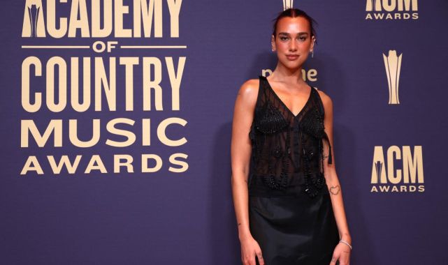 Ünlü şarkıcı Dua Lipa'dan Gazze için kalıcı ateşkes çağrısı