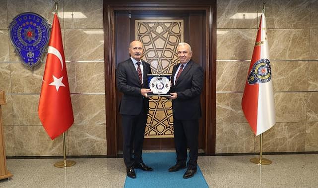 Başkan Şadi Özdemir’den nezaket ziyaretleri