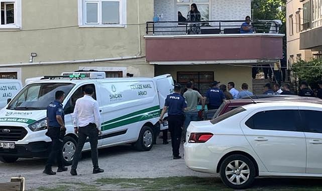 Eşini evde başkasıyla yakaladı! İkisini de öldürüp intihar etti