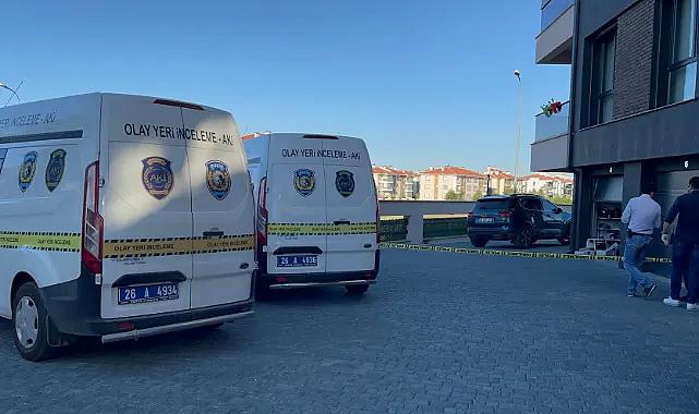Eskişehir'de kan donduran olay: Eşini ve kızını öldürdükten sonra intihar etti