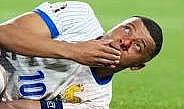 EURO 2024'te talihsiz an: Mbappe'nin burnu kırıldı