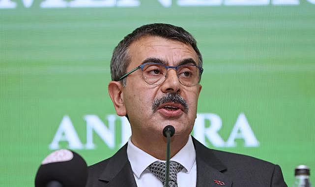 Milli Eğitim Bakanı Tekin'den açıklama: Mezuniyet baloları yasaklandı mı?