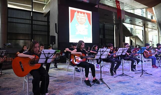 Osmangazi Bilgi Evleri öğrencilerinden yetenek dolu gösteri
