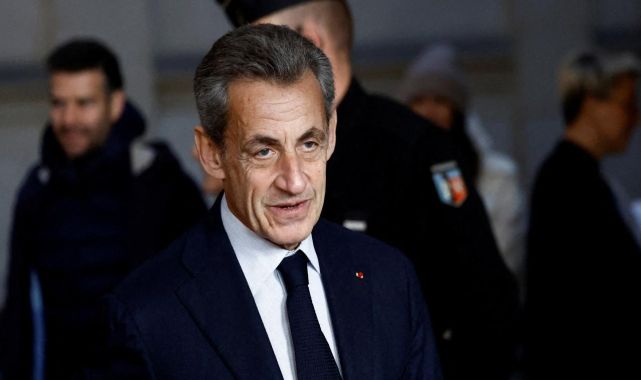 Sarkozy, Macron'un erken seçim kararını eleştirdi