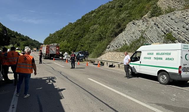 Sinop'ta otomobille hafif ticari araç çarpıştı: 4 ölü, 2 yaralı