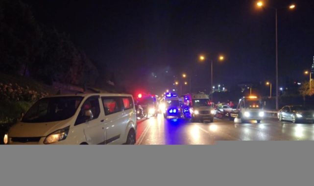 TEM Otoyolu'nda otomobil ile minibüs çarpıştı: 3 yaralı