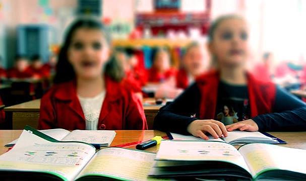 1 milyon TL'yi aşan özel okul fiyatları, velileri kara kara düşündürmeye başladı