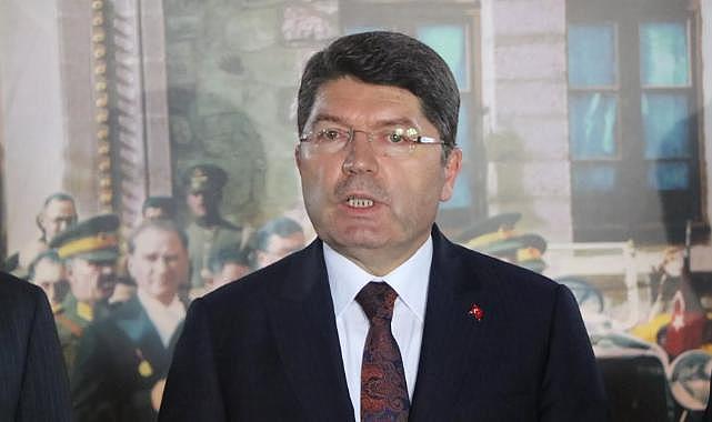 Adalet Bakanı Tunç: Kadınların kendi soyadını kullanabilme kararı meclis gündeminde