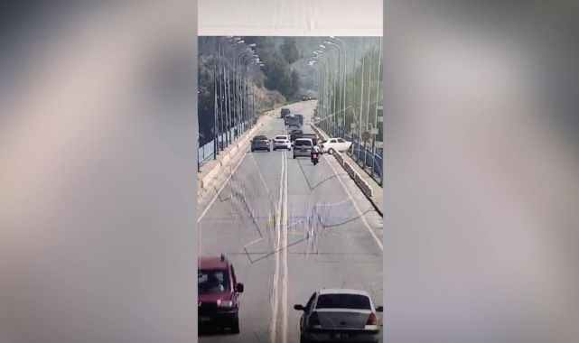Adana'da otomobil baraj gölüne düştü: Kaza anı kameraya yansıdı
