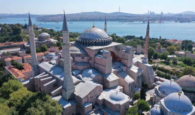 Ayasofya Camii'nin ibadete açılmasının üzerinden 4 yıl geçti