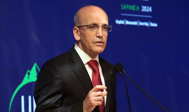 Bakan Şimşek: Enflasyonu düşüreceğiz ve gelir dağılımını iyileştireceğiz