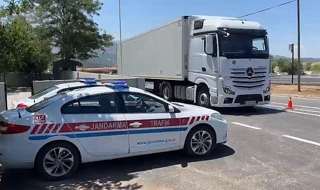 Bakan Yerlikaya: 400 bin 980 araca ve sürücüye işlem yapıldı