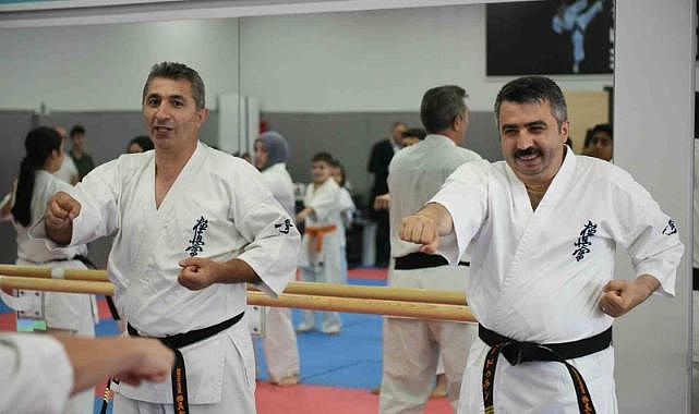 Başkan Yılmaz belediyecilikte karakuşağa yükseldi...