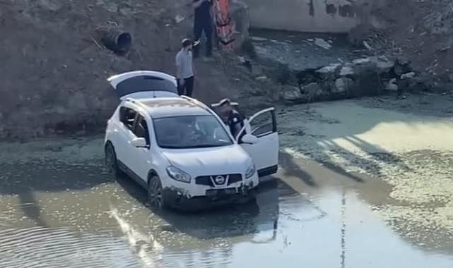 Bursa'da cip metrelerce yüksekten dereye uçtu!