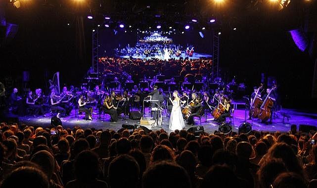 Bursa Festivali’nde büyüleyici gece