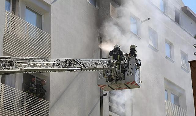Klima motoru patladı, apartman boşaltıldı: 'Bütün bina havaya uçabilirdi'