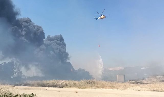Mersin'de eski kağıt fabrikası alanında yangın