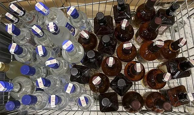 Sahte alkol üretimi yapan 50 şüpheli yakalandı