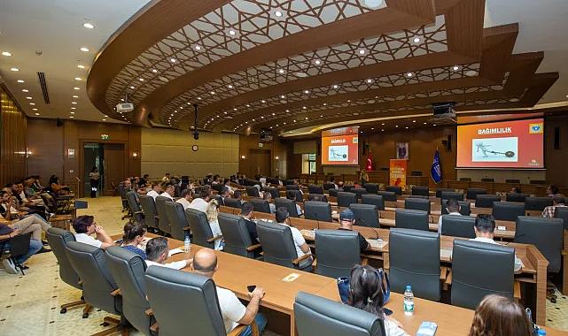 Bursa'da belediye personeline 'Bağımlılıkla Mücadele' eğitimi
