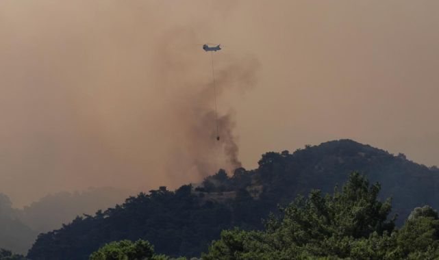Karşıyaka'daki yangın bölgesinde rüzgarın hızı azaldı