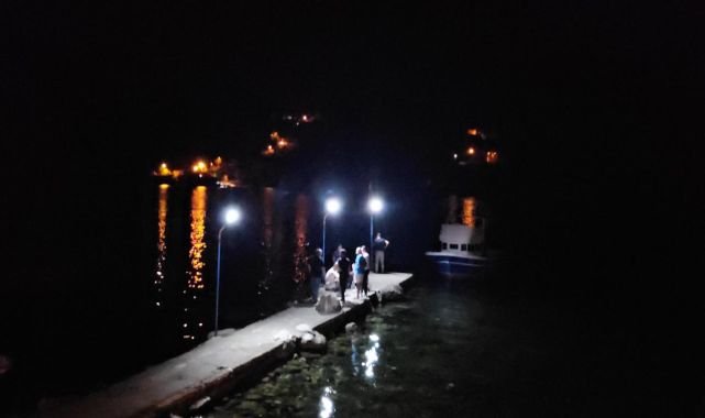 Kastamonu'da tekne battı: 3 kişi için arama çalışması başlatıldı