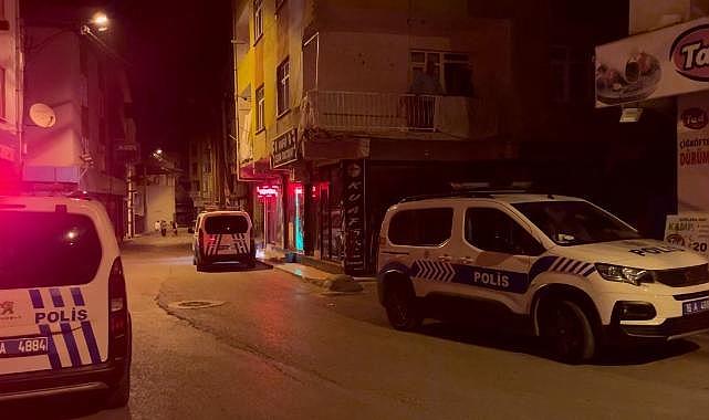 Bursa’da sokak arasında karşılaştığı husumetlisine kurşun yağdırdı