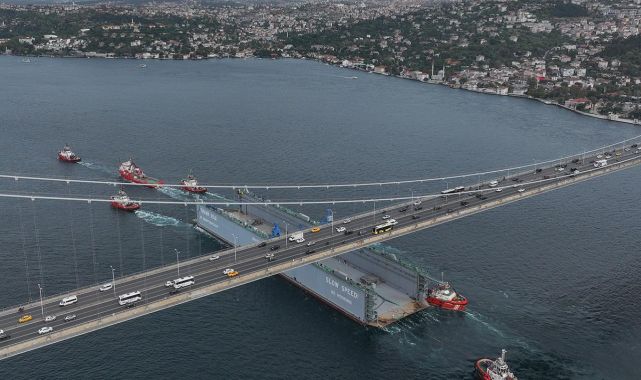 İstanbul Boğazı güneykuzey yönlü gemi trafiğine açıldı