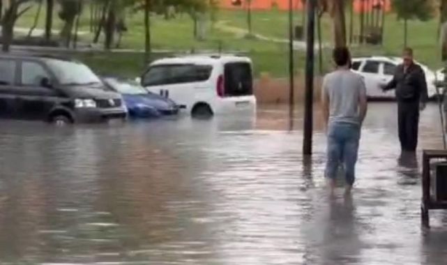 İstanbul'da aralıklarla sağanak etkili oluyor