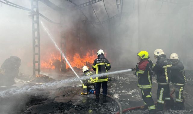 Kayseri'de sünger fabrikasındaki yangın söndürüldü
