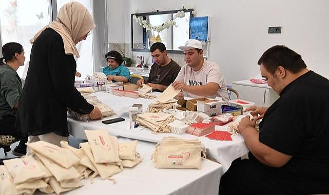 Osmangazi OBAM’da hazırlanan kalem kutular öğrencilere dağıtılacak
