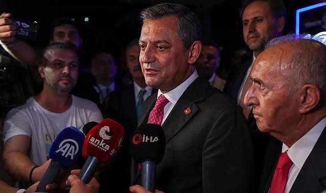 Özel'den Erdoğan'a teğmenler eleştirisi: 'Takdirle ödül verdiğin kadın teğmene soruşturma mı açacaksın?'