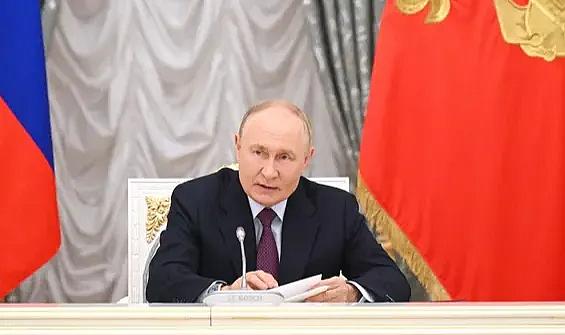 Putin: BRICS'in küresel ekonomiye katkısı G7'yi geride bıraktı