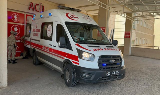 Şanlıurfa'da kontrolden çıkan pikap şarampole devrildi: 9 yaralı